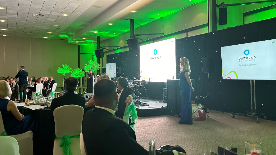 Oakwood Resources sponsors Milton Keynes Hospital Charity’s May Gala Ball to support them in their mission to provide resources to those affected by cancer. Last Saturday, over 200 people came together for the May Gala Ball hosted by the Milton Keynes Hospital Charity in support of their Radiotherapy Appeal.